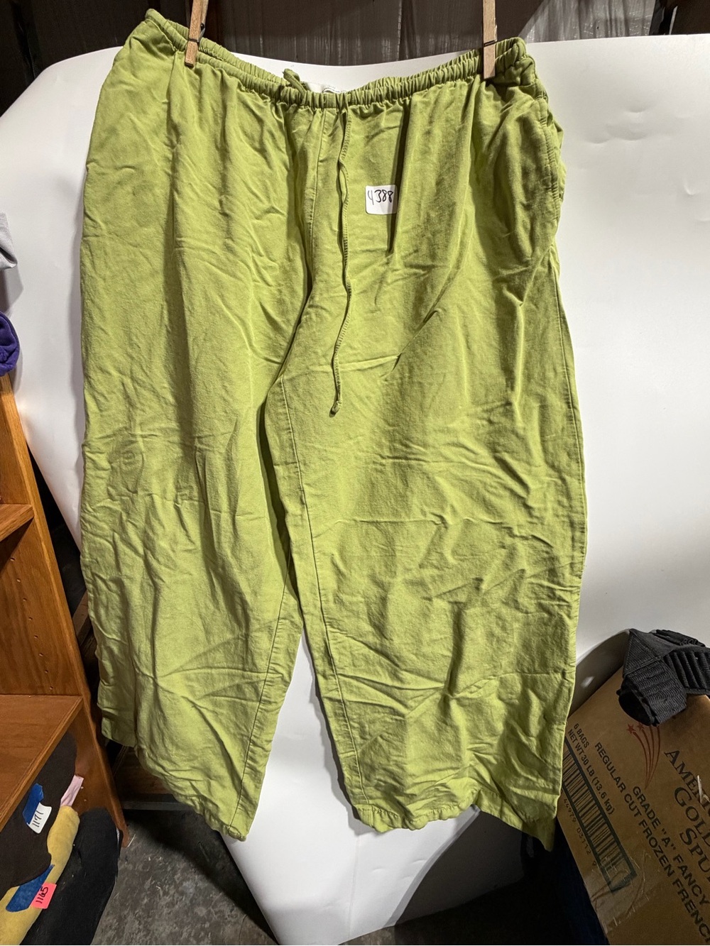 #4388-H&M Olive Green Drawstring Capris